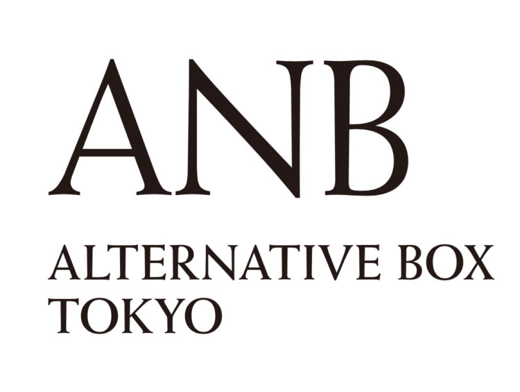 日本酒ブランド「SAKE HUNDRED」が、アートコンプレックスビル「ANB Tokyo」のオープニング展『ENCOUNTERS』に協賛