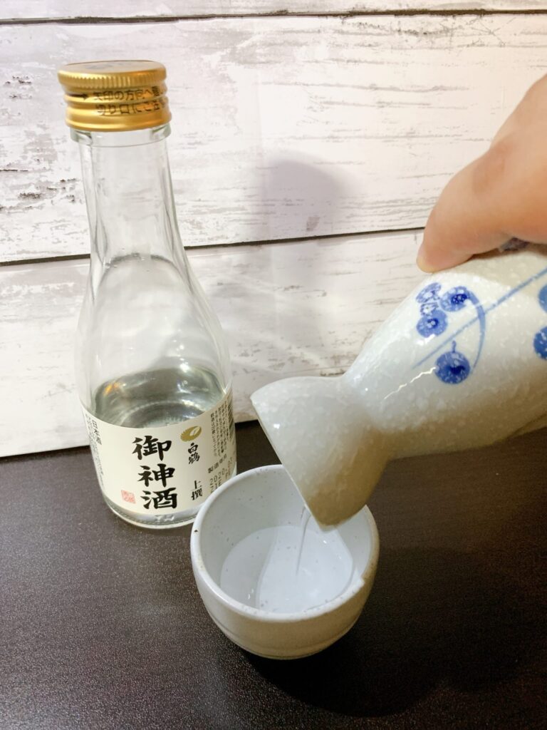 白鶴酒造の上撰・御神酒を実際に飲んでみた感想をご紹介! 白鶴酒造の上撰・御神酒を実際に飲んでみた感想をご紹介!