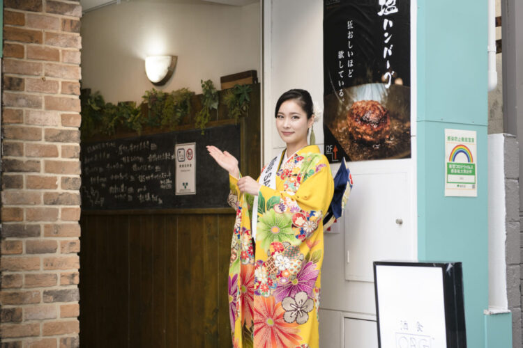 SmartNews × Miss SAKEが、「飲食店をPRで応援しマス！」塩ハンバーグと日本酒のセットをプレゼントキャンペーンを2週間限定で開催