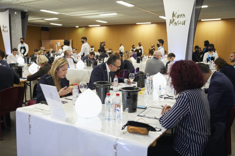 フランスで行われる日本酒・本格焼酎・泡盛コンクール Kura Master 2021年度エントリー開始