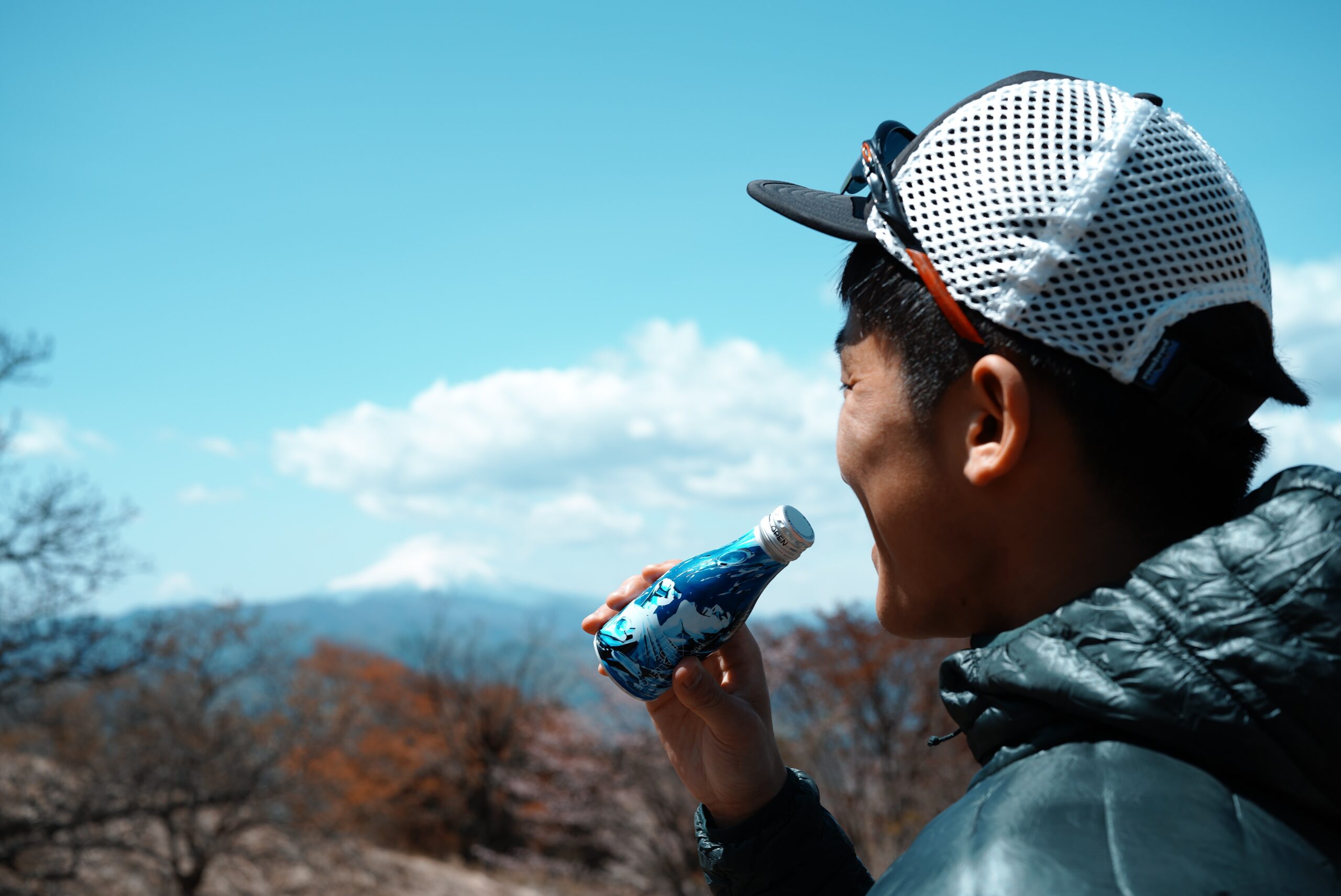アウトドア、家飲みに最適な180mlの画期的デザインの日本酒ボトル缶、​クラウドファンディングプロジェクトで200万円突破！2021/5/30で募集終了！