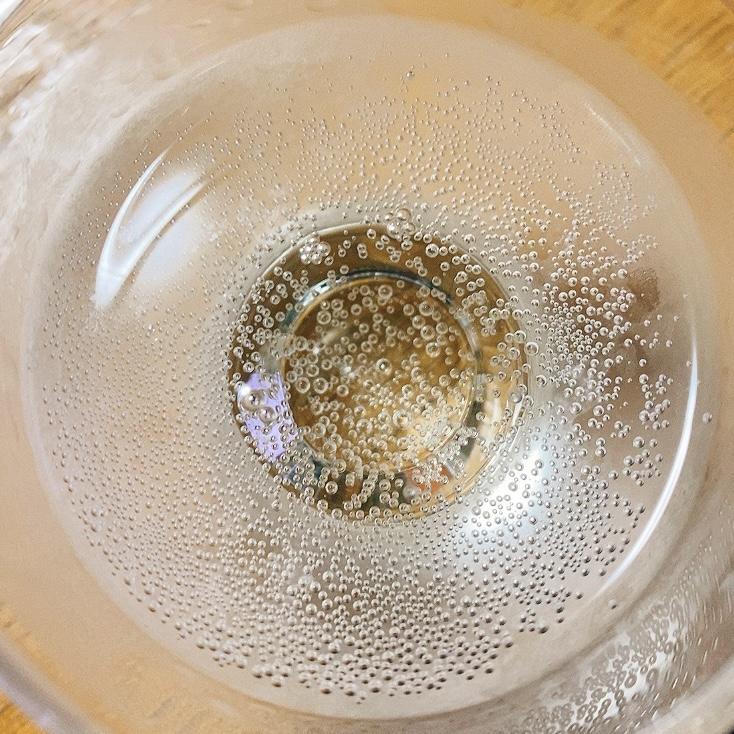 日本酒の楽しさを提案するヤマノコトブキフリークスシリーズにこれからの暑い季節に飲みやすい微発泡をプラスしたヤマノコトブキフリークス１プラスが新発売