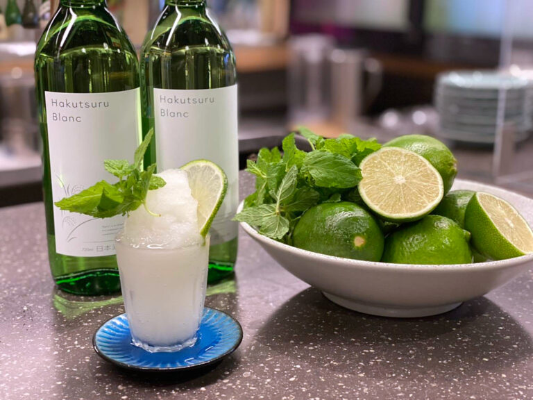 シャリシャリ＆フルーティー。日本酒フローズンモヒート＜hakutsuru Blanc ✕ 黒十スタンド＞夏限定の一杯、ご用意しました。