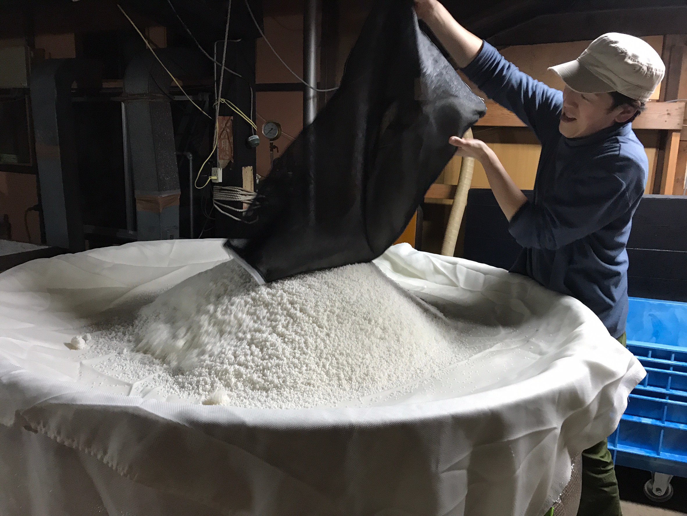 日本で唯一の「食用米専門酒蔵」が最高級コシヒカリでつくる純米大吟醸スパークリング「ヒカリノオト」