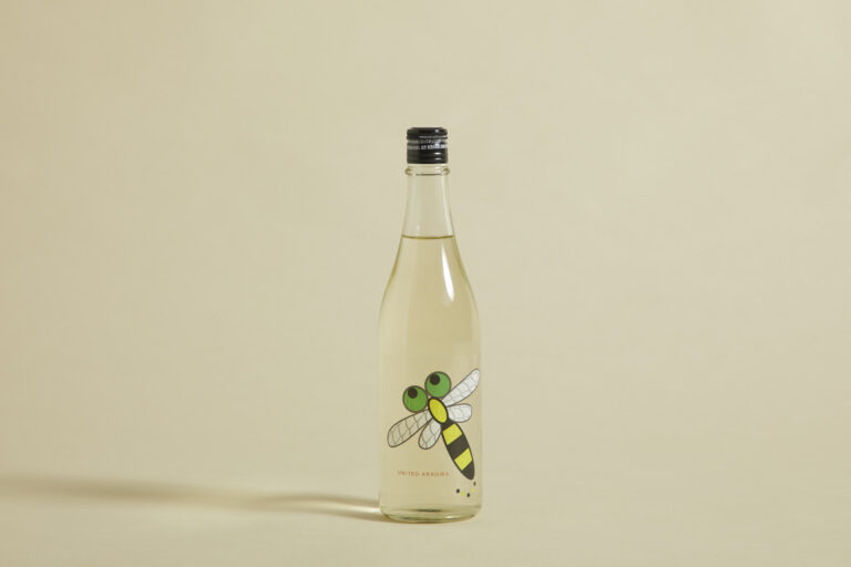 日本酒「仙禽」とのコラボレーション「UAオニヤンマ」10月8日（金）より抽選販売を開始