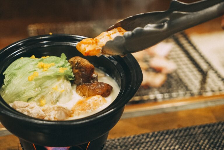 【古民家宿るうふ】山梨県大月市「織之家」がリニューアル！ ”五感で日本酒楽しむ” 一棟貸しの宿に。