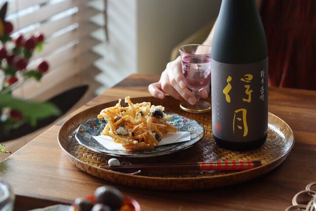 【KUBOTAYA】日本酒をもっと楽しむおつまみレシピ｜栗と人参のかき揚げ