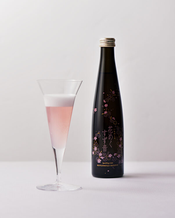 可憐なピンク色が美しいスパークリング酒 クリスマスにおすすめ 一ノ蔵「花めくすず音」11月10日発売