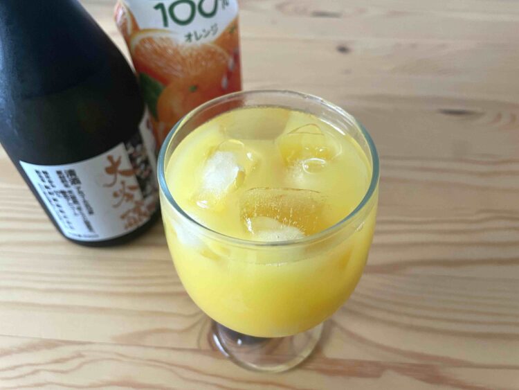 日本酒のオレンジジュース割り