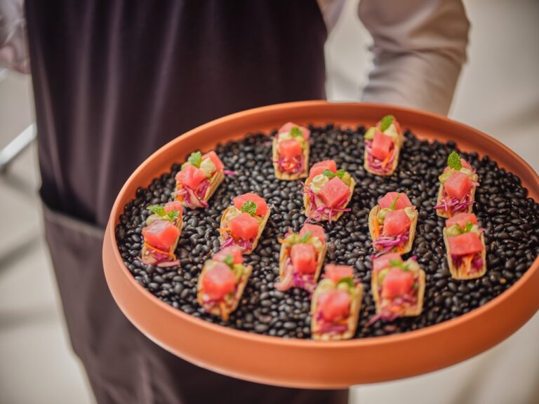 【キャプション by Hyatt なんば 大阪 × 平和酒造】 5月2日(金)世界まぐろデー「もったいない！裏マグロ × 平和酒造ペアリング体験」を開催