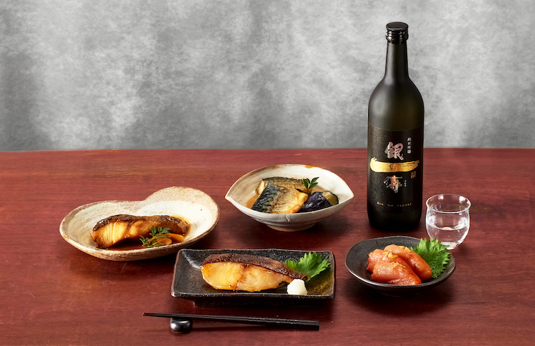 【日本酒×西京焼き】西京焼きのための日本酒「銀の傳」が誕生!父の日に合わせ、西京焼きとセットで販売します。