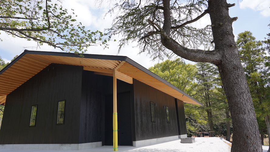 〜福岡県/福智町で建設中の酒蔵がついに完成〜日本の酒文化を世界に広めたい。生まれ故郷である地元の再興と日本が誇る伝統産業である酒の再興を掲げる一人の男の挑戦。天郷醸造所が完成しました。
