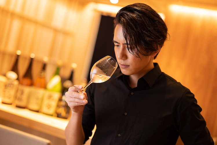 【日本酒原価酒蔵】「あたごのまつ 純米大吟醸」がフランスのKura Master2025で金賞受賞!