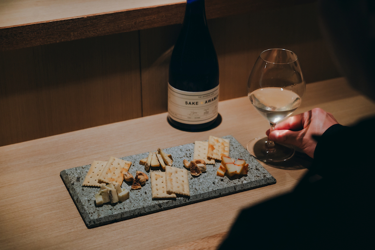 泡盛で仕上げる新時代の日本酒 第八弾「SAKE×AWAMORI 大吟醸2025」8月1日(金)発売