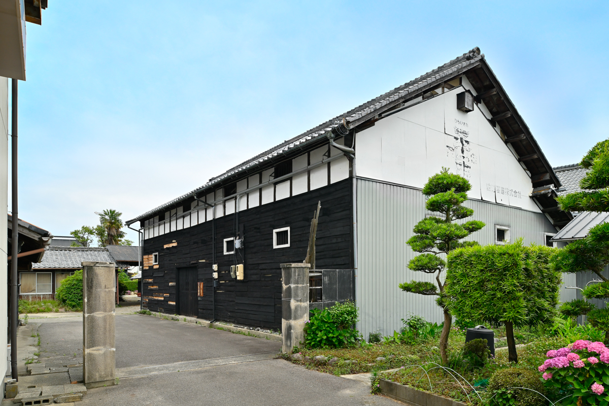 年間1万本限定・シリアルナンバー付き純米大吟醸『弥栄の酒 寿』で、高級飲食店・百貨店・ブライダル業界の新たな需要を創出