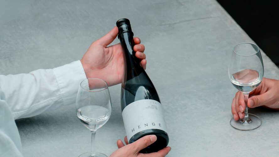 唯一無二の“透明感”を纏う、革新の日本酒「CLEAR」HENGE 第二弾がMakuakeにて2025年8月28日(木)より先行販売開始