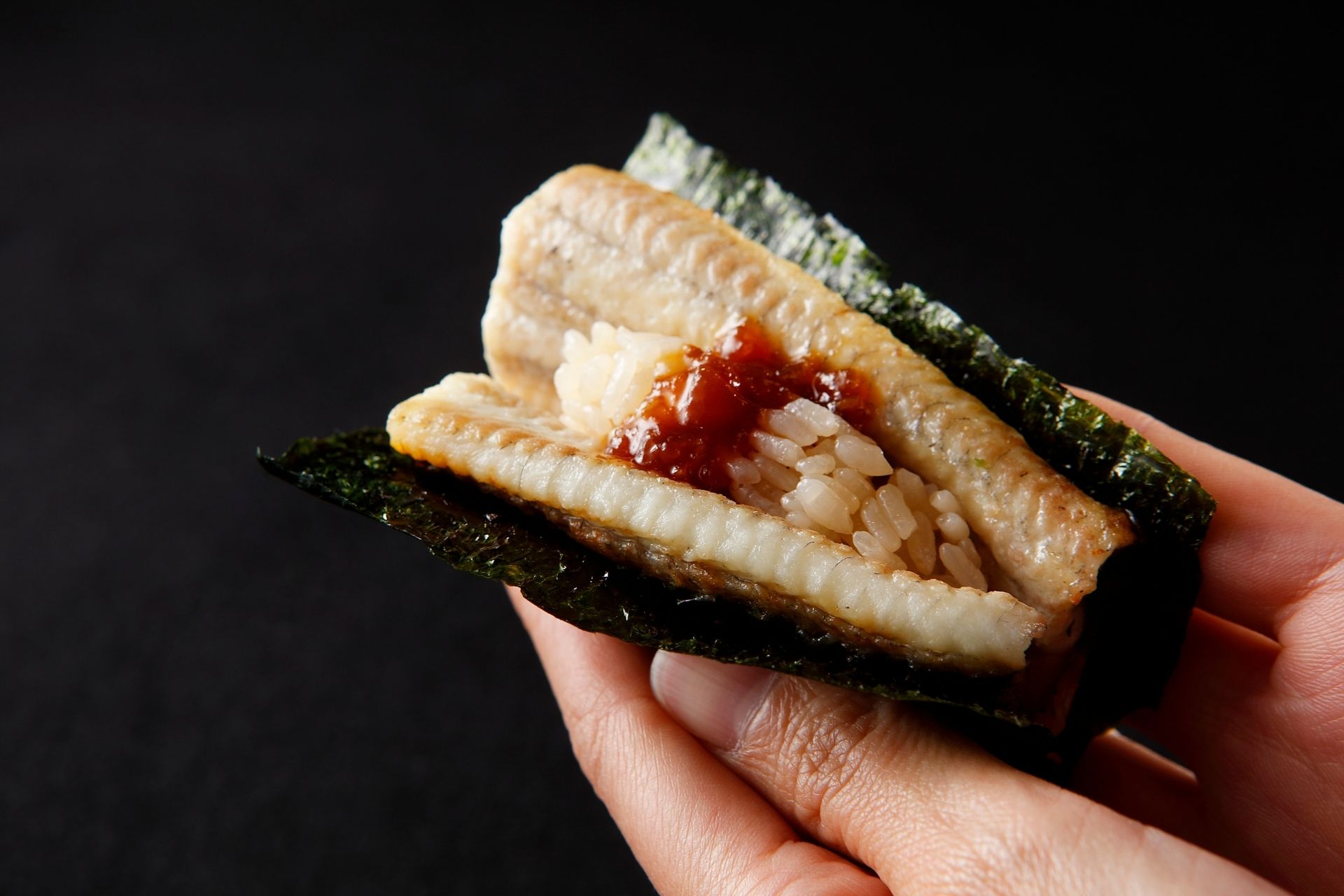 “山崎・白州” を含む プレミアム酒が飲み放題「鮨よしかわ 海道 新宿」Makuake限定・特別会員募集スタート ── 鮨と銘酒が織りなす、極上のひとときを。