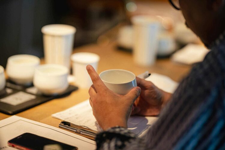 SHUWANが“酒器による飲み比べ体験”を日本酒イベント「若手の夜明け」にて開催！