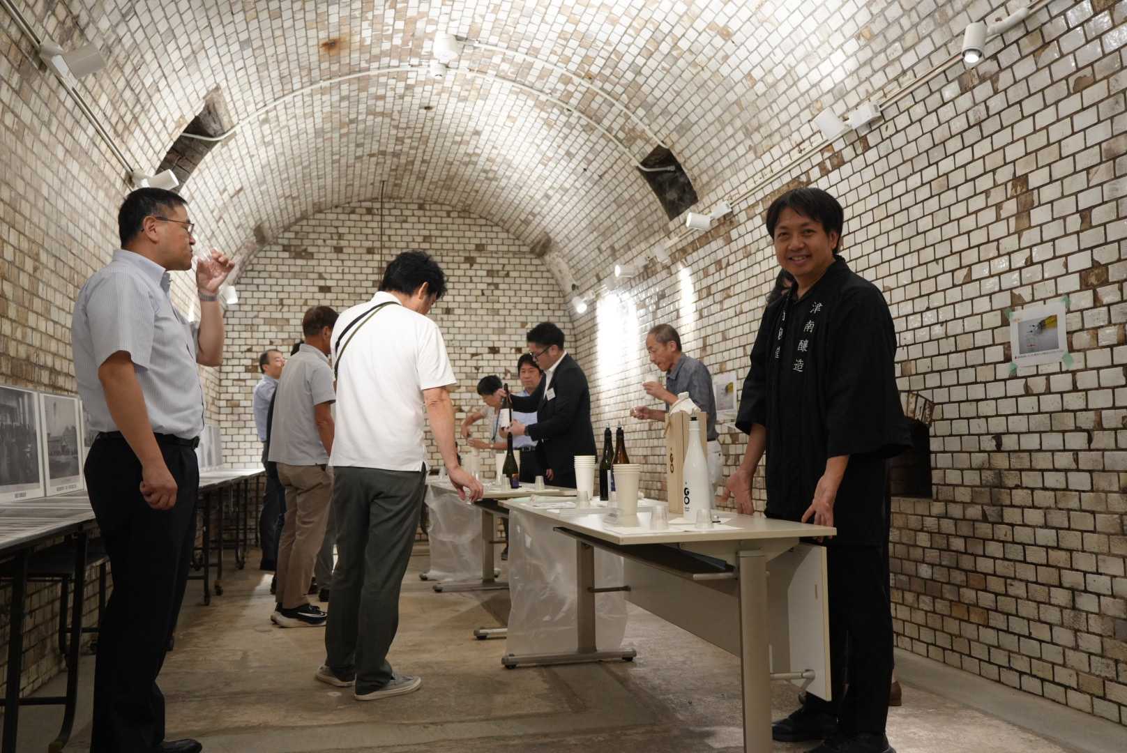 津南醸造は、赤煉瓦酒造工場で開催された「清酒製造技術セミナー」で『スマート醸造』について発表をしました