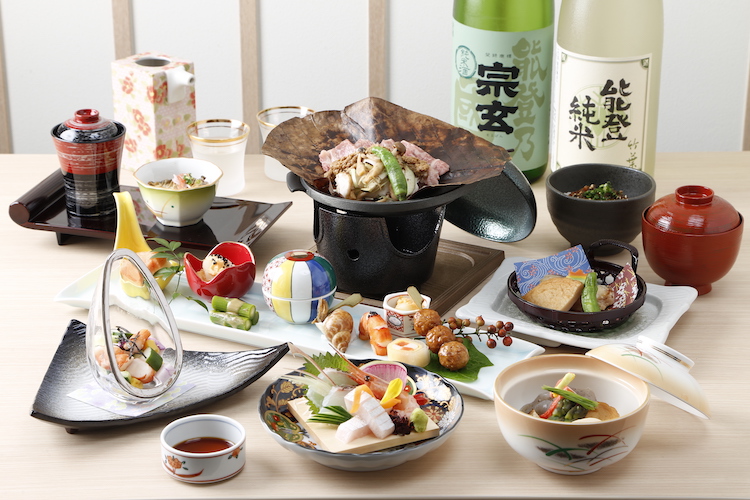 搾りたてが一年中楽しめる「日本酒樽サーバー」を導入！全国約80種の地酒と本格和食を味わう”日本酒オアシス”「和食日和 おさけと 品川」が11月12日オープン