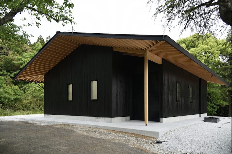 〜完成から5ヶ月ついに酒類製造免許が交付〜日本の酒文化を世界に広めたい。生まれ故郷である地元の再興と日本が誇る伝統産業である酒の再興を掲げるの男の挑戦。天郷醸造所の酒造りが遂にスタート!!