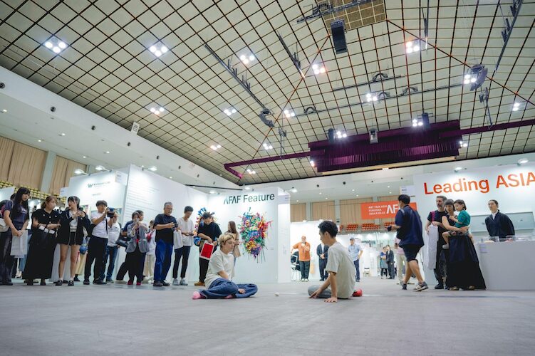 アートと日本酒が紡ぐ豊かな体験。日本酒ブランド「SAKE HUNDRED」が「ART FAIR ASIA FUKUOKA 2025」に4年連続協賛