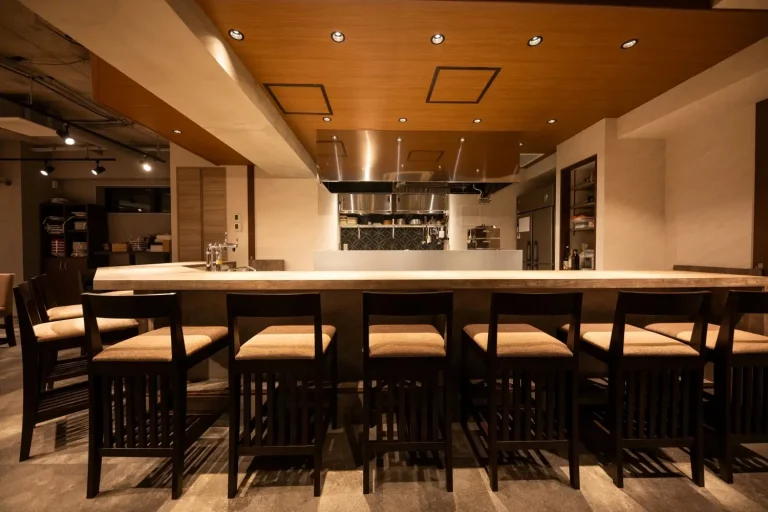 “令和の米騒動”が静かに日本酒にも―― 来春に迫る「日本酒ショック」。酒米高騰の中で誕生した、田町発の新店「WA酒WA食」が挑む、“消費から支える日本酒文化”。