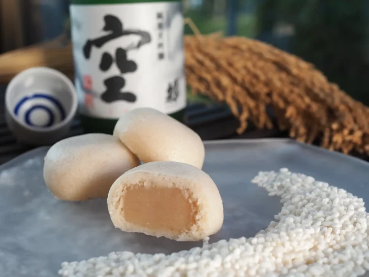 食べた瞬間100人中100人が驚く！お酒を食べる？最強の大吟醸酒まんじゅう『純米大吟醸 酒まんじゅう 空（くう）』新発売！幻の高級日本酒を惜しげもなく「どばどば」入れた前代未聞の饅頭！