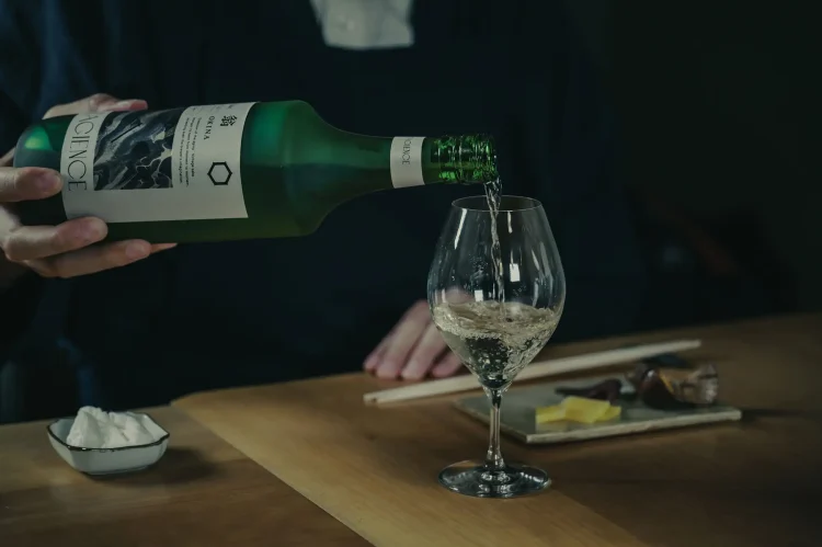 日本酒の概念を覆す新ジャンル高級熟成酒『VINTAGIENCE（ヴィンテージエンス）』──世界の高級レストラン・ホテルへ本格展開。