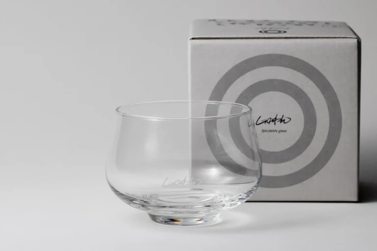 【SHUWAN】Makuakeにて日本酒専用グラス「しゅわんグラス」応援購入総額1,210万円突破。目標金額2421％達成でプロジェクト終了、一般販売開始へ