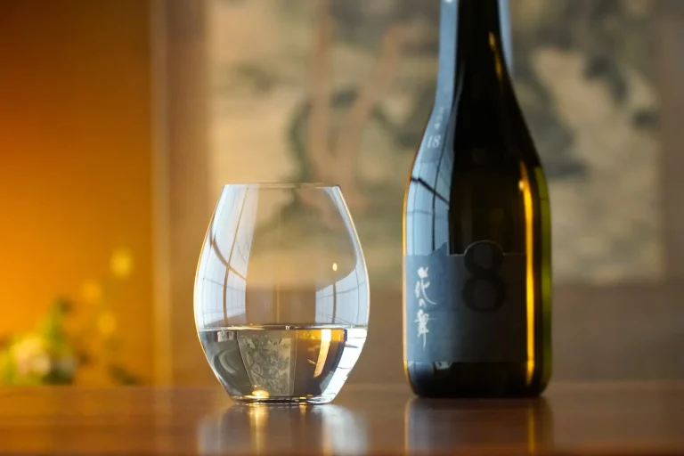 心が踊る日本酒。花の舞酒造（静岡）の最高品質に挑む。「小仕込み純米大吟醸 花の舞18」記者発表会、試飲会のご案内