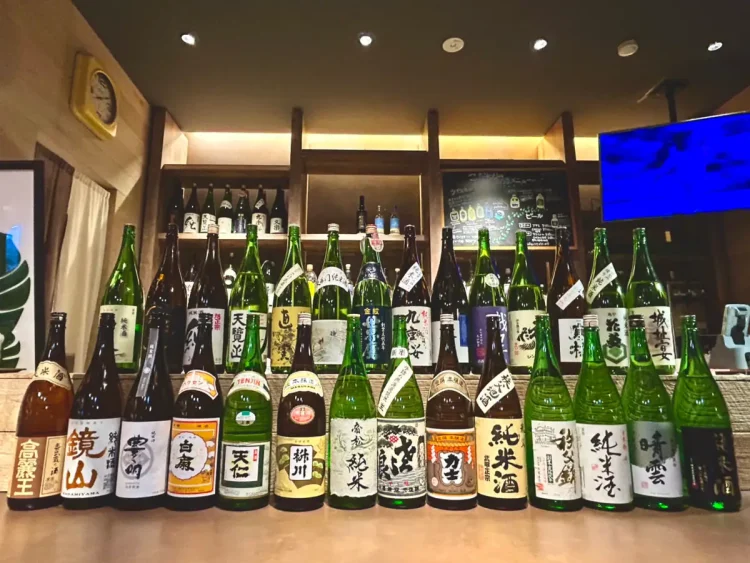 おふろcafe ハレニワの湯に、埼玉県内30の酒蔵のお酒を集めました。おふろ上がりにゆったり堪能する「埼玉地酒飲み比べ」メニュー登場